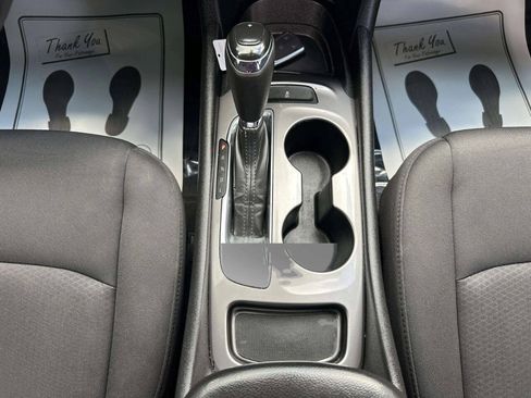 Used 2018 Chevrolet Malibu LS FWD image 20