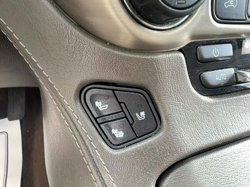 Used 2018 GMC Yukon XL Denali w/ Denali Ultimate Package AWD/4WD image 29
