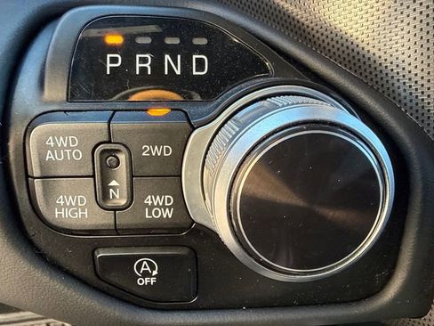 Used 2022 RAM 1500 Limited image 32