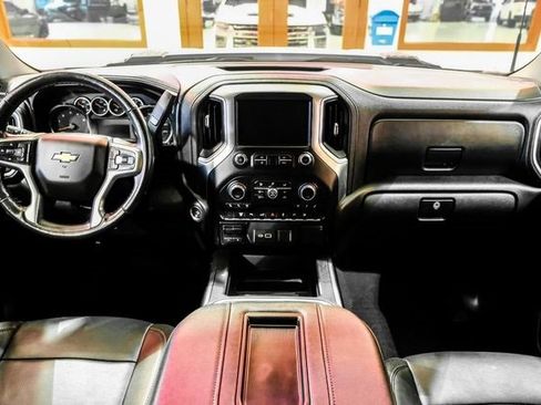Used 2021 Chevrolet Silverado 3500 LTZ w/ LTZ Texas Edition image 15