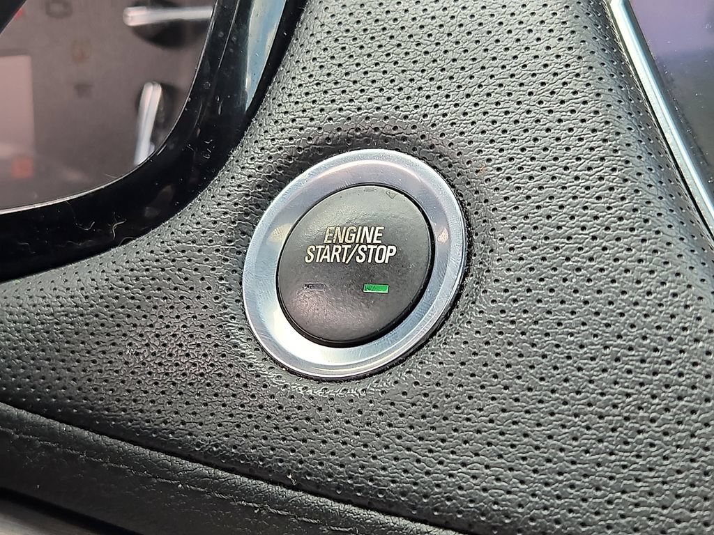 Used 2019 Cadillac XT5 Luxury AWD/4WD image 25