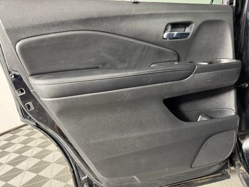 Used 2018 Honda Pilot Touring image 45