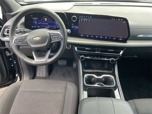 Certified 2025 Chevrolet Traverse LT image 20