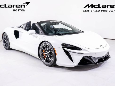 Used 2025 McLaren Artura Spider RWD image 9