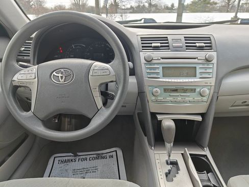 Used 2009 Toyota Camry Hybrid image 16