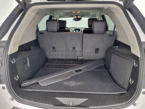 Used 2016 Chevrolet Equinox LTZ w/ Enhanced Convenience Package FWD image 33