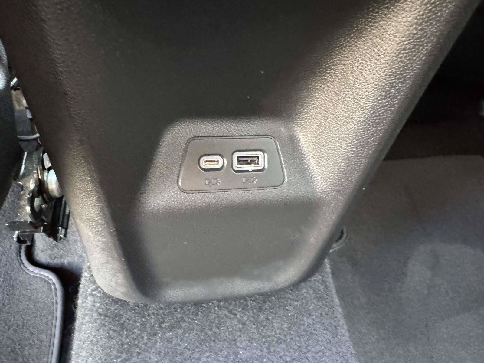 Used 2023 Buick Envision Essence w/ Sport Touring Package AWD/4WD image 18