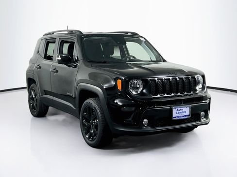 Used 2023 Jeep Renegade Altitude AWD/4WD image 3
