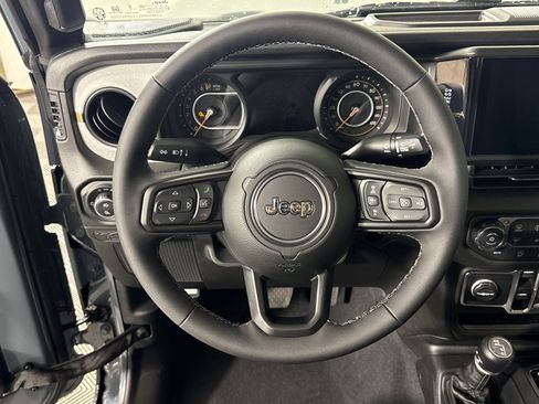 New 2026 Jeep Gladiator Sport image 16