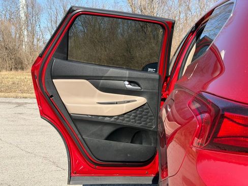 Used 2019 Hyundai Santa Fe SE image 20