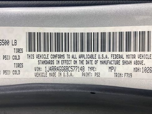 Used 2011 Jeep Grand Cherokee Laredo AWD/4WD image 40