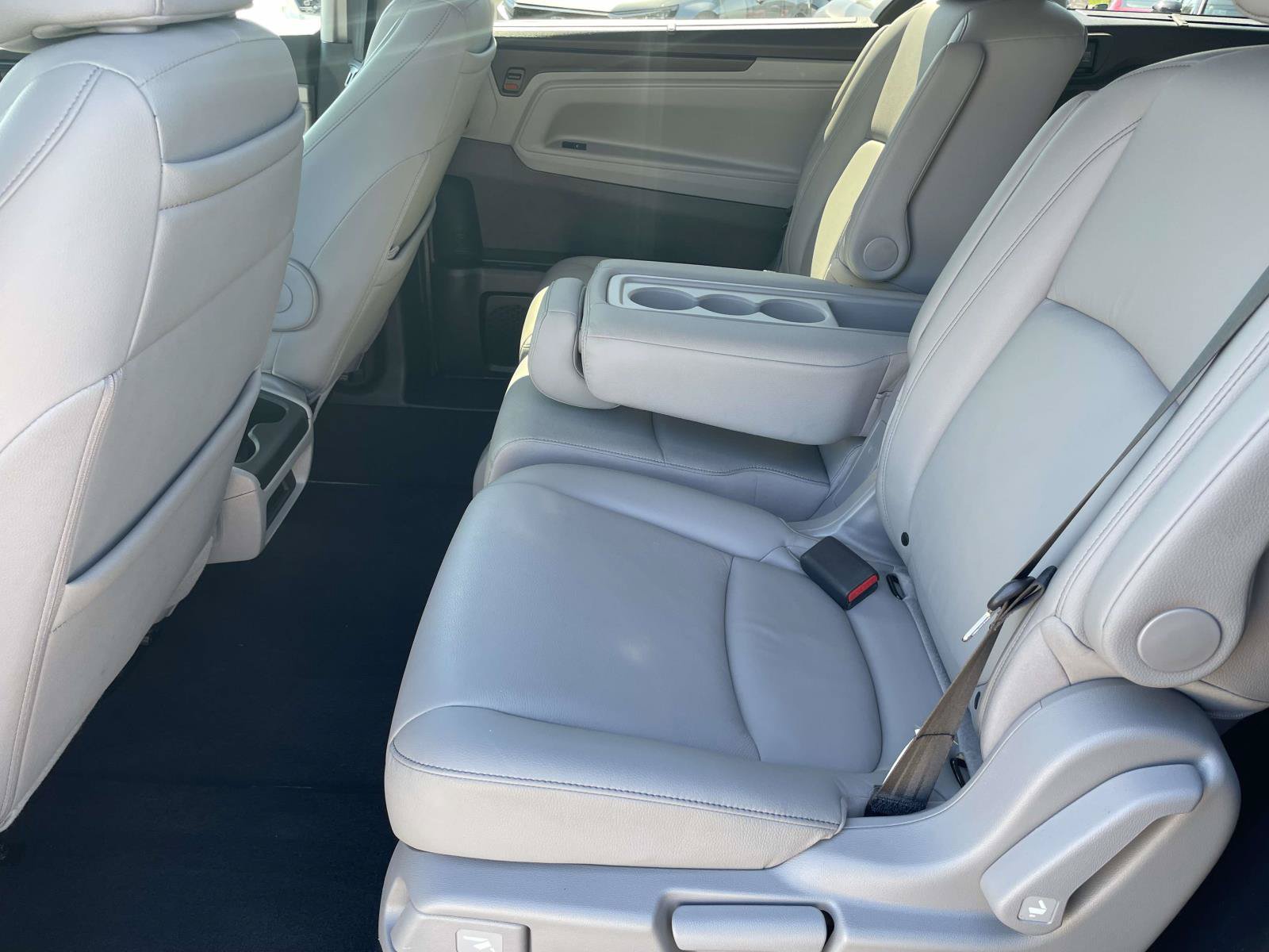 Certified 2024 Honda Odyssey Touring image 8
