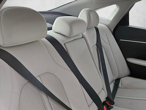 Used 2024 Hyundai Sonata SEL FWD image 22