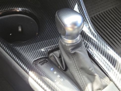Used 2020 Toyota C-HR XLE FWD image 20