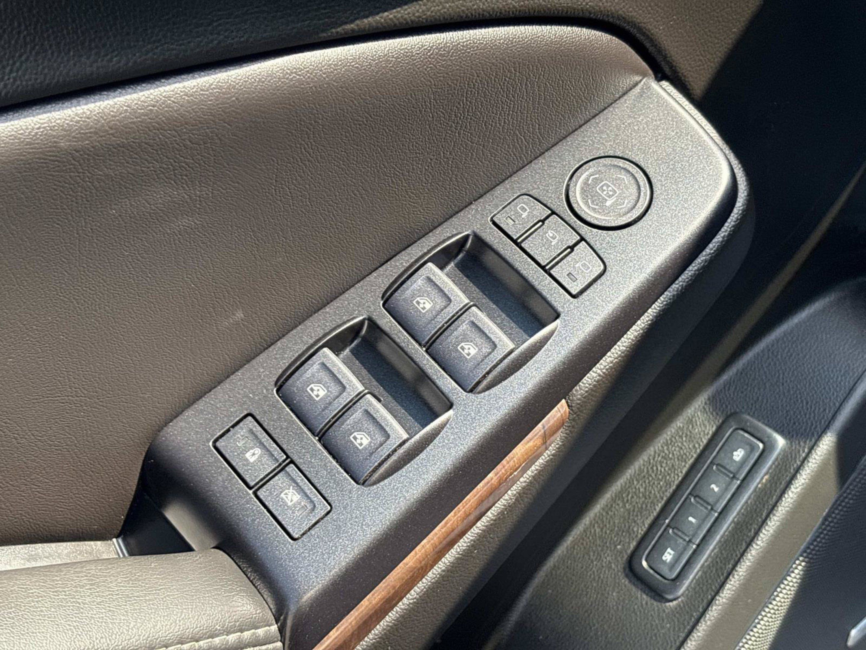 Used 2019 Chevrolet Tahoe LT AWD/4WD image 24