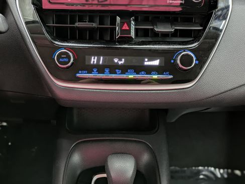 Used 2022 Toyota Corolla LE image 27