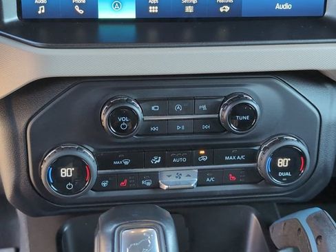 Used 2023 Ford Bronco Wildtrak image 19