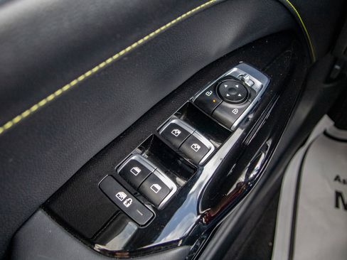 Used 2025 Kia K5 GT FWD image 12