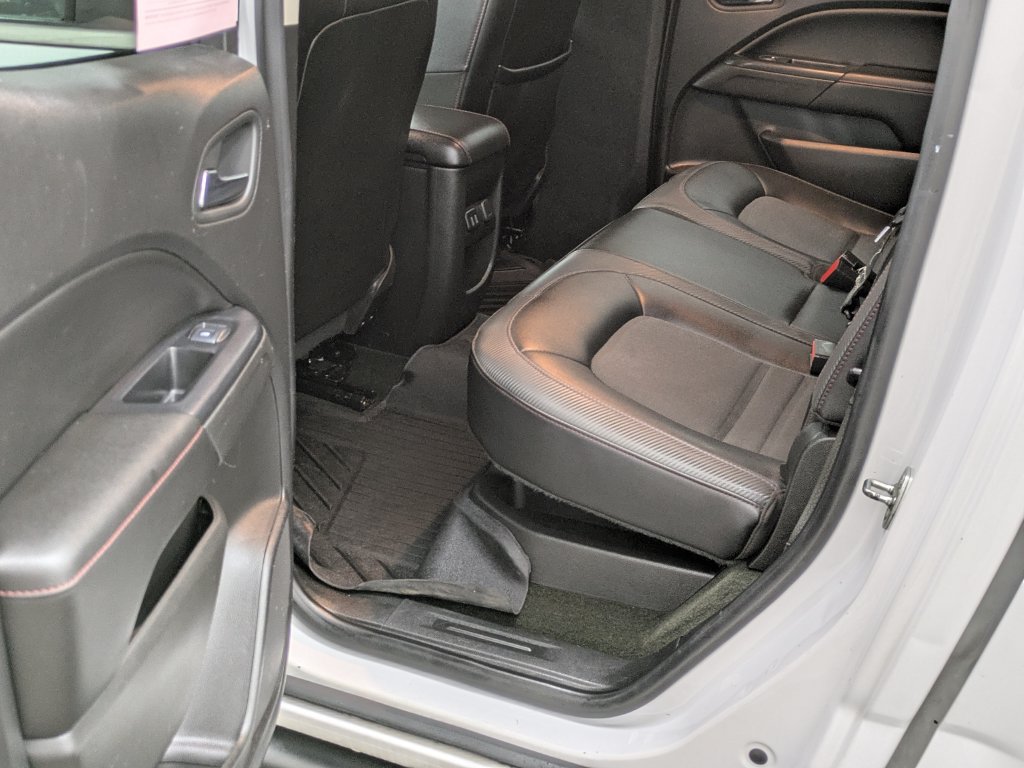 Used 2018 GMC Canyon All Terrain w/ All Terrain X Package AWD/4WD image 30