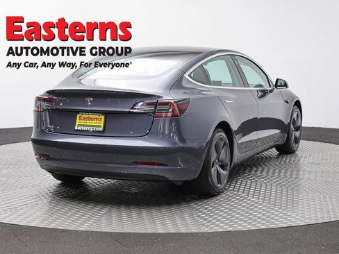 Used 2020 Tesla Model 3 Standard Range Plus RWD image 5