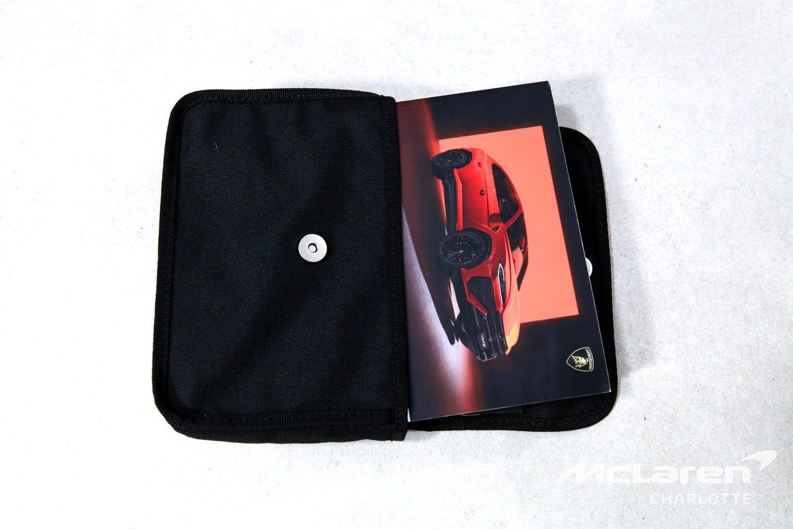 Used 2025 Lamborghini Urus S AWD/4WD image 34