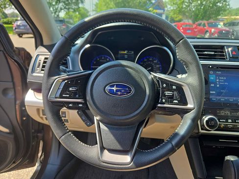 Used 2019 Subaru Outback 2.5i Limited AWD/4WD image 20