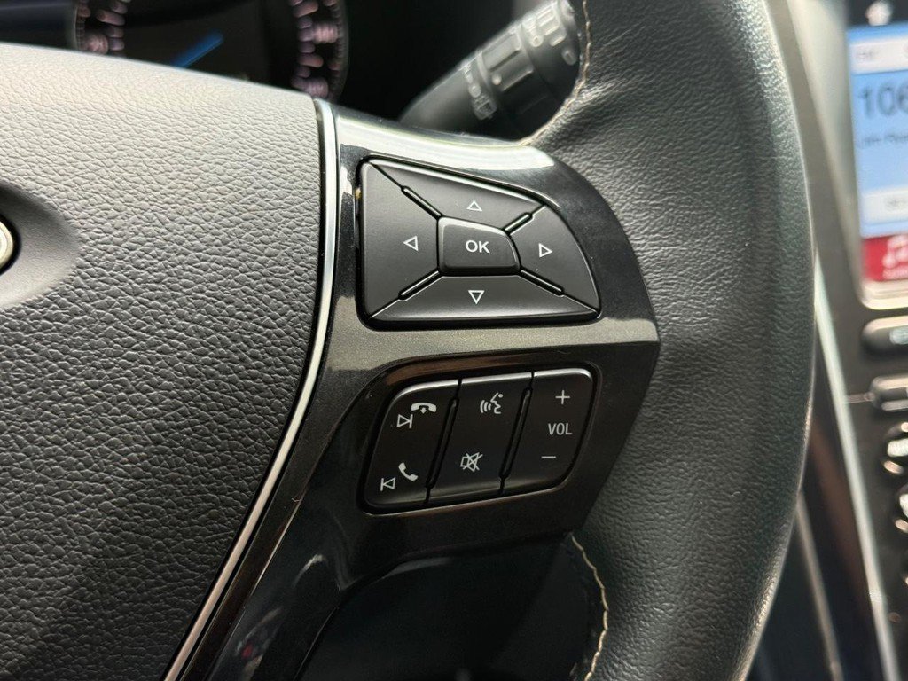 Used 2018 Ford Explorer Platinum AWD/4WD image 21