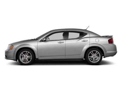 Used 2013 Dodge Avenger SXT w/ Blacktop Pkg FWD image 6