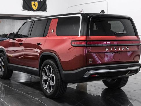 Used 2023 Rivian R1S Adventure AWD/4WD image 10