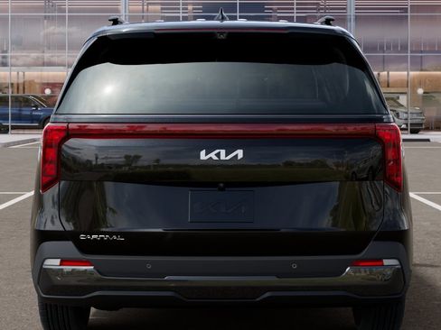 New 2026 Kia Carnival SX w/ SX Dark Edition Package FWD image 9