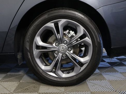 Used 2024 Honda Accord EX-L image 16