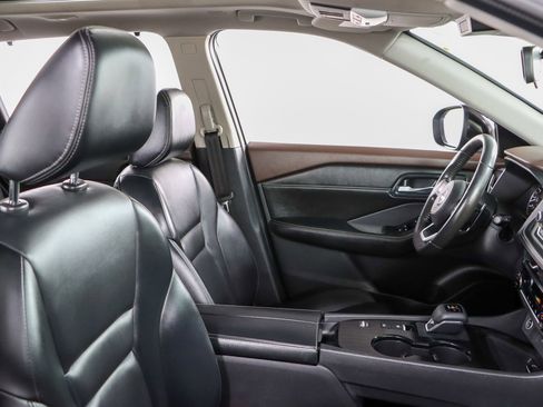Used 2023 Nissan Rogue SV w/ SV Premium B Package FWD image 27