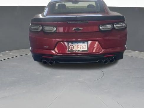 Used 2022 Chevrolet Camaro SS RWD image 11