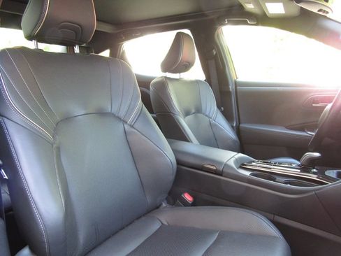 Certified 2024 Toyota Crown AWD/4WD image 21