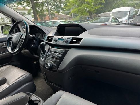 Used 2012 Honda Odyssey Touring image 16