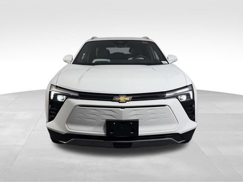 Used 2024 Chevrolet Blazer EV LT AWD/4WD image 10