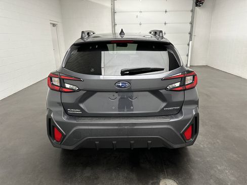 Used 2024 Subaru Crosstrek 2.0i Premium AWD/4WD image 7