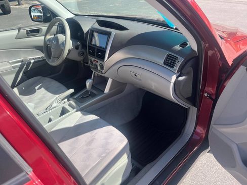 Used 2010 Subaru Forester 2.5X image 13