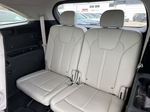 Certified 2022 Kia Sorento S image 13