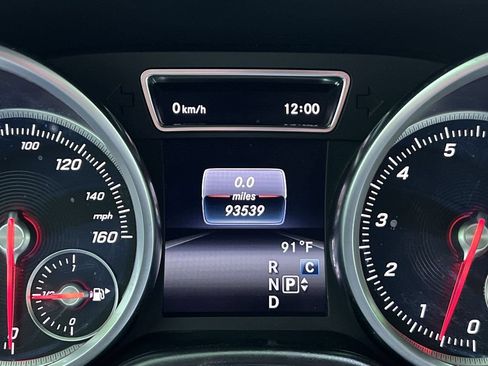 Used 2017 Mercedes-Benz GLS 550 4MATIC image 3