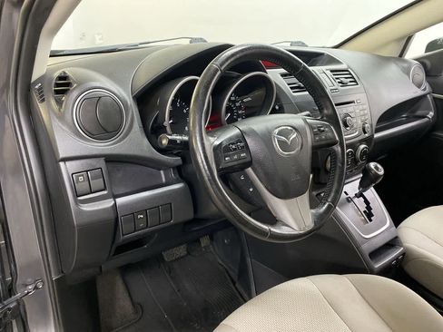 Used 2014 MAZDA MAZDA5 Touring image 2