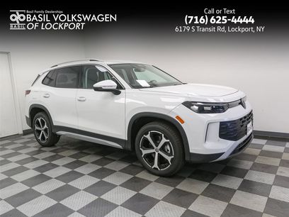 New 2025 Volkswagen Tiguan SE