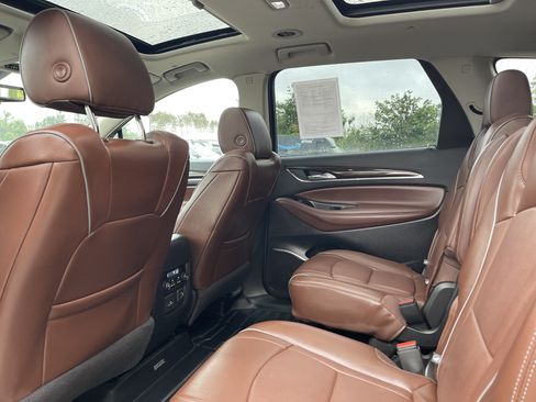 Used 2019 Buick Enclave Avenir w/ Avenir Technology Package AWD/4WD image 11