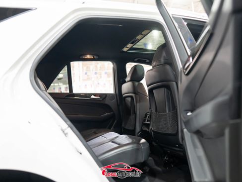 Used 2019 Mercedes-Benz GLE 400 4MATIC w/ Premium 1 Package image 19