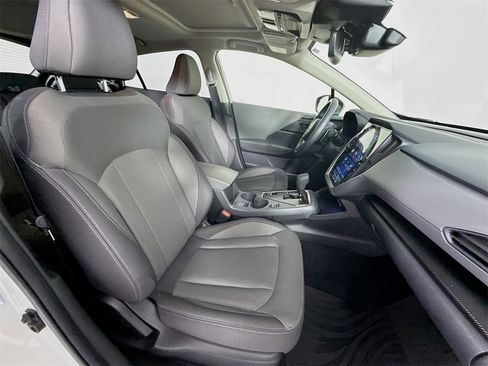 Used 2025 Subaru Crosstrek 2.0i Premium image 24