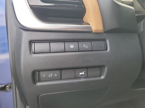 Used 2021 Nissan Rogue Platinum image 33