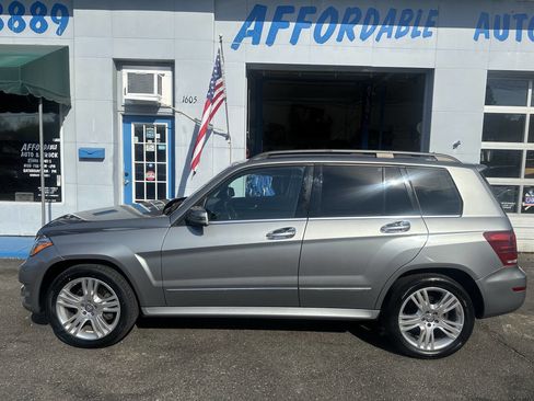 Used 2013 Mercedes-Benz GLK 350 4MATIC image 5