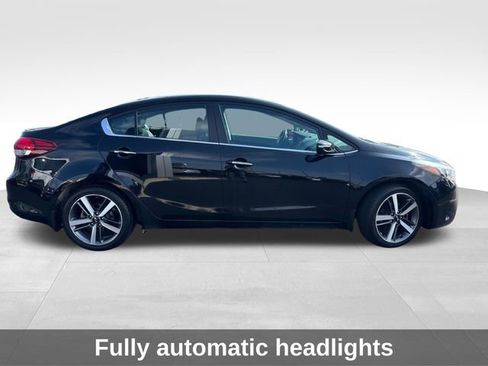 Used 2017 Kia Forte EX FWD image 7