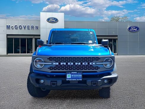 Used 2025 Ford Bronco Badlands AWD/4WD image 3
