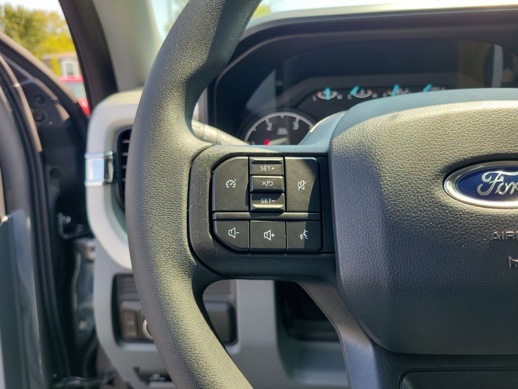 New 2026 Ford F250 XL w/ STX Appearance Package AWD/4WD image 24